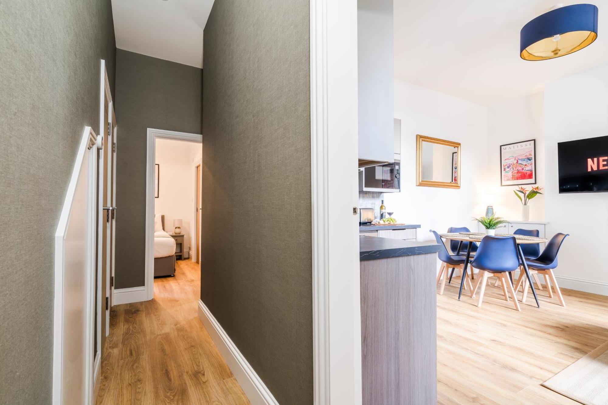 Cozy 2 Bedroom Apartment In Sutton Sutton  Eksteriør bilde