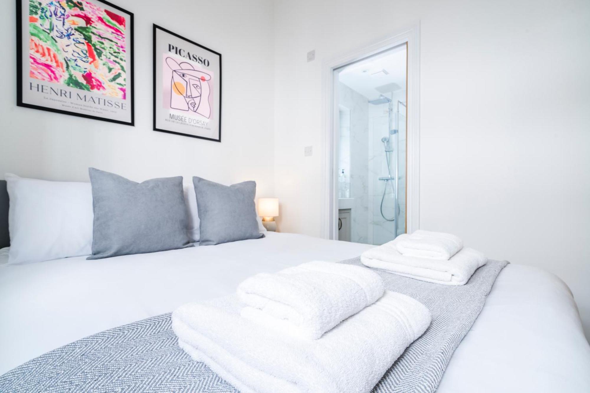 Cozy 2 Bedroom Apartment In Sutton Sutton  Eksteriør bilde