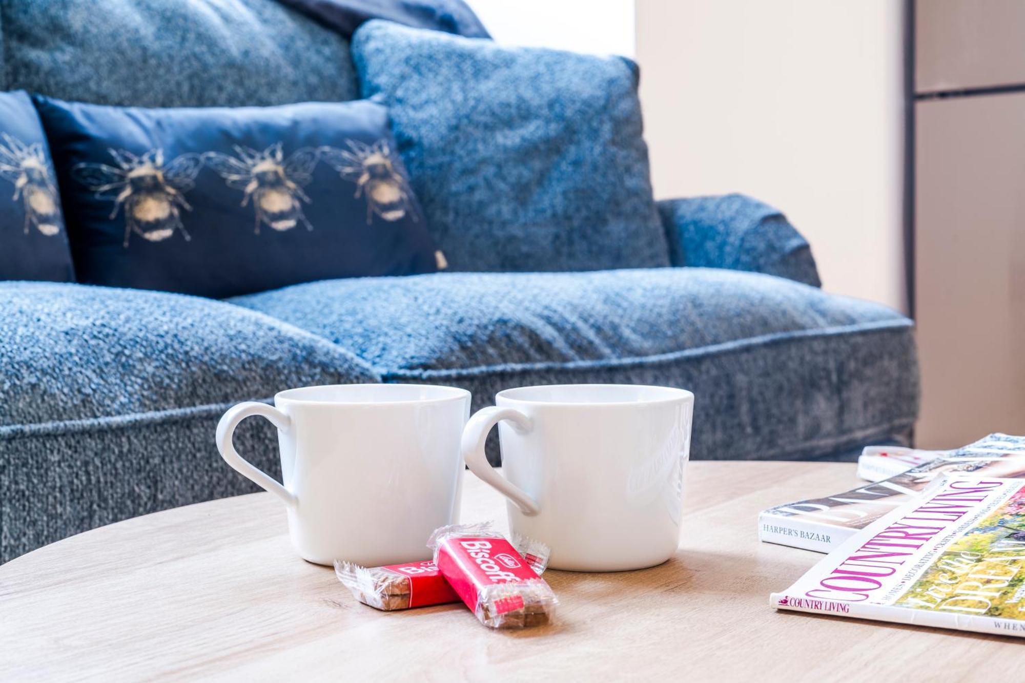 Cozy 2 Bedroom Apartment In Sutton Sutton  Eksteriør bilde